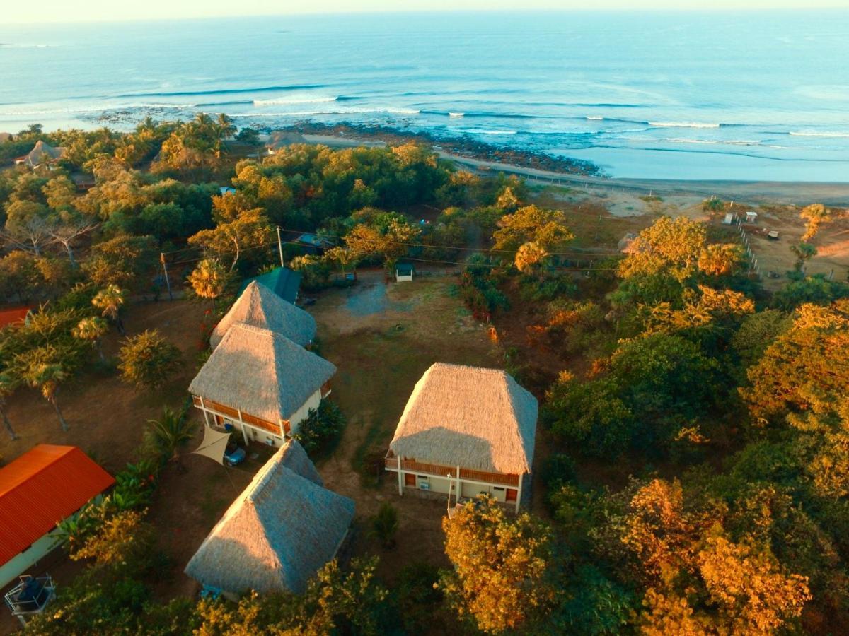 Las Palmeras Beach Hotel Aposentillo Екстериор снимка